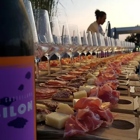 Resort Tenuta Di Castellaro Winery & Lipari (Isola Lipari)