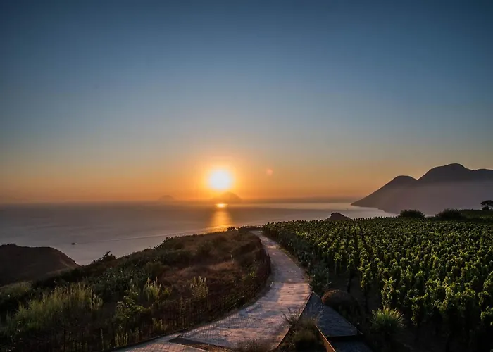 منتجع Tenuta Di Castellaro Winery & ليباري