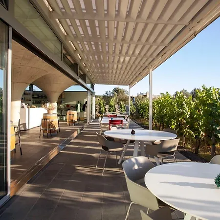 אתר נופש Tenuta Di Castellaro Winery & *